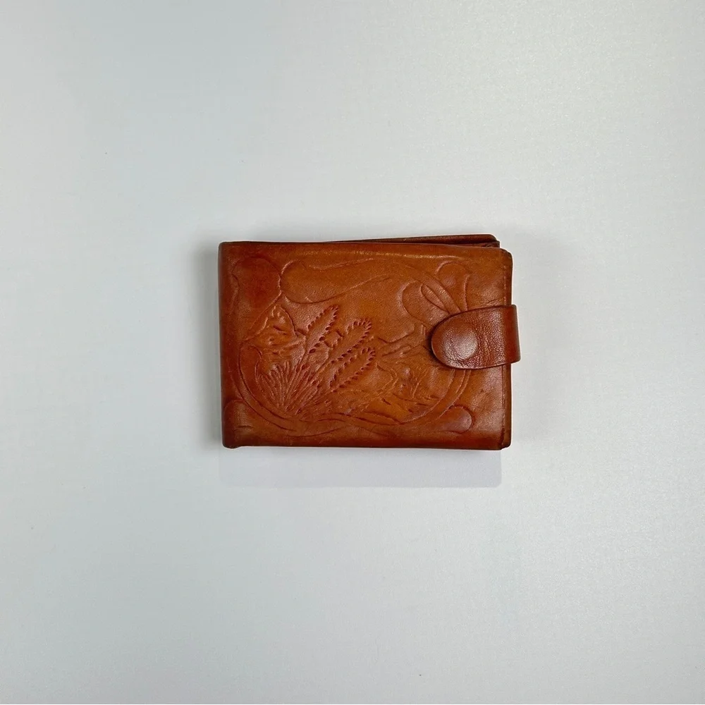 Justin Boots Tan Embossed Leather Card Holder